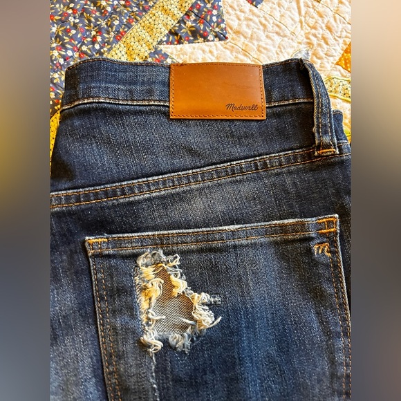 Madewell 9” high skinny size 30 distressed pocket - Picture 2 of 11